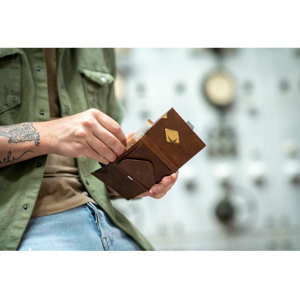 Exentri Tri-Fold Multiwallet - Hazelnut